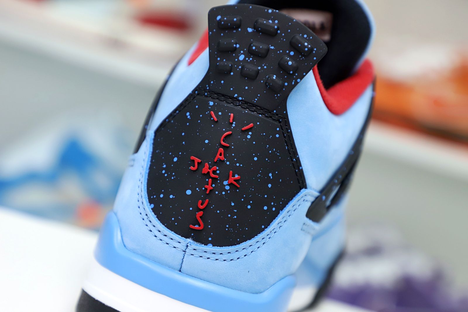 Kimi kick TRAVIS SCOTT X AIR JORDAN 4 RETRO 'CACTUS JACK' FRIENDS &amp; FAMILY