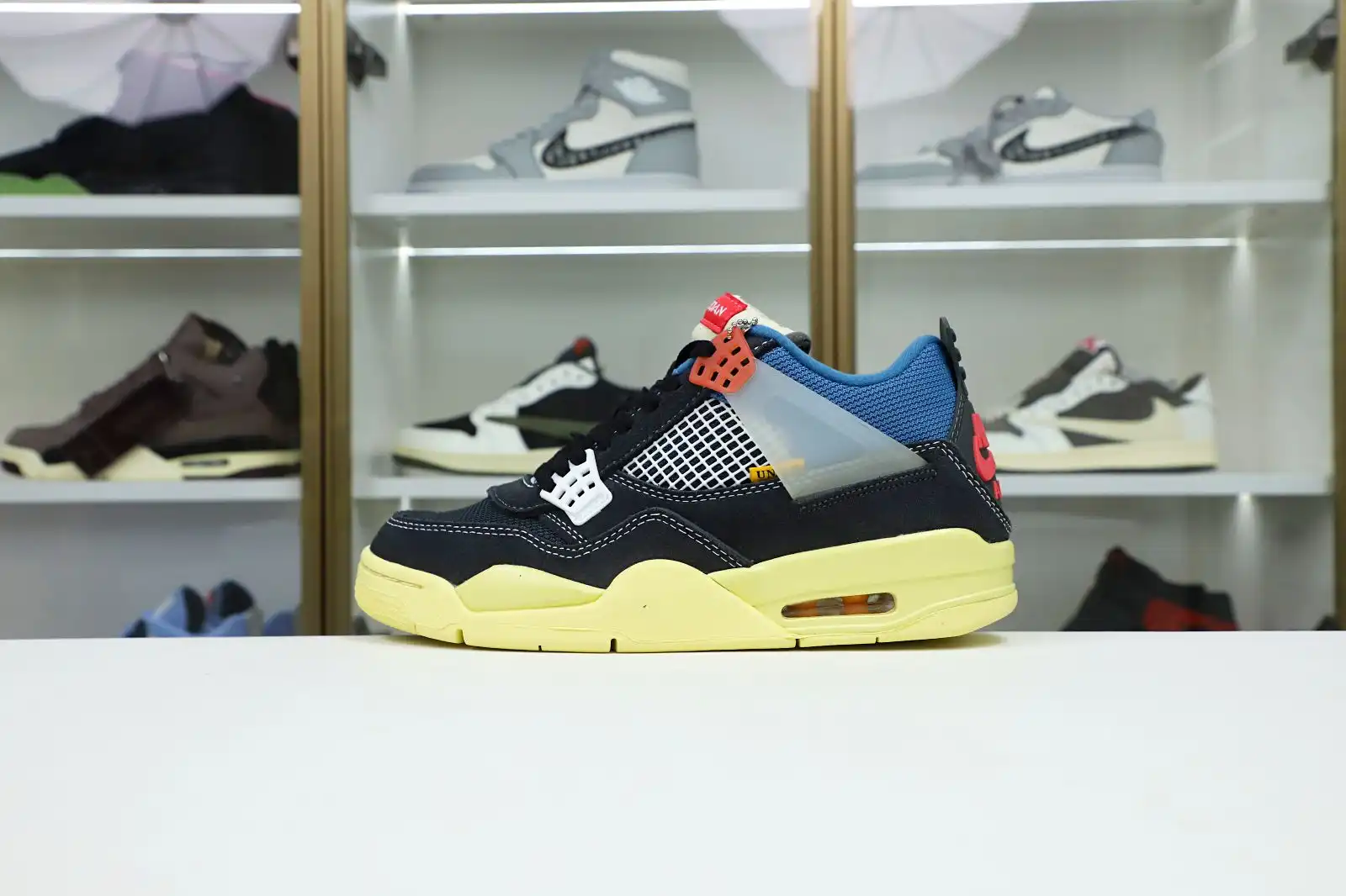 Kimikick UNION LA X AIR JORDAN 4 RETRO 'OFF NOIR'