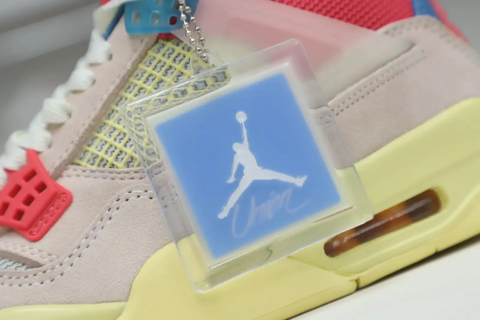 Kimikick UNION LA X AIR JORDAN 4 RETRO 'GUAVA ICE'