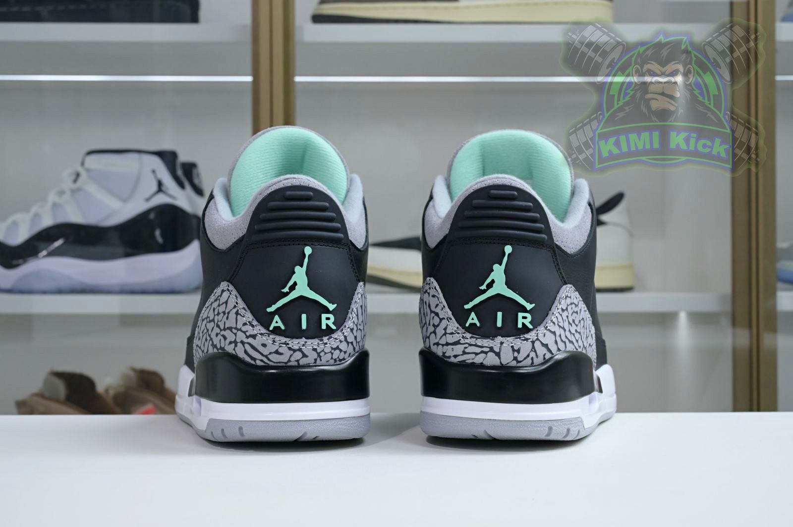 Kimi kick Air Jordan 3 Green Glow