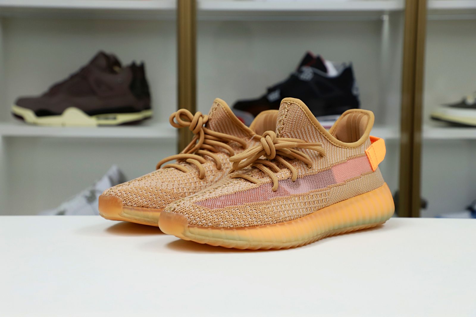 Kimi kick YEEZY BOOST 350 V2 'CLAY'