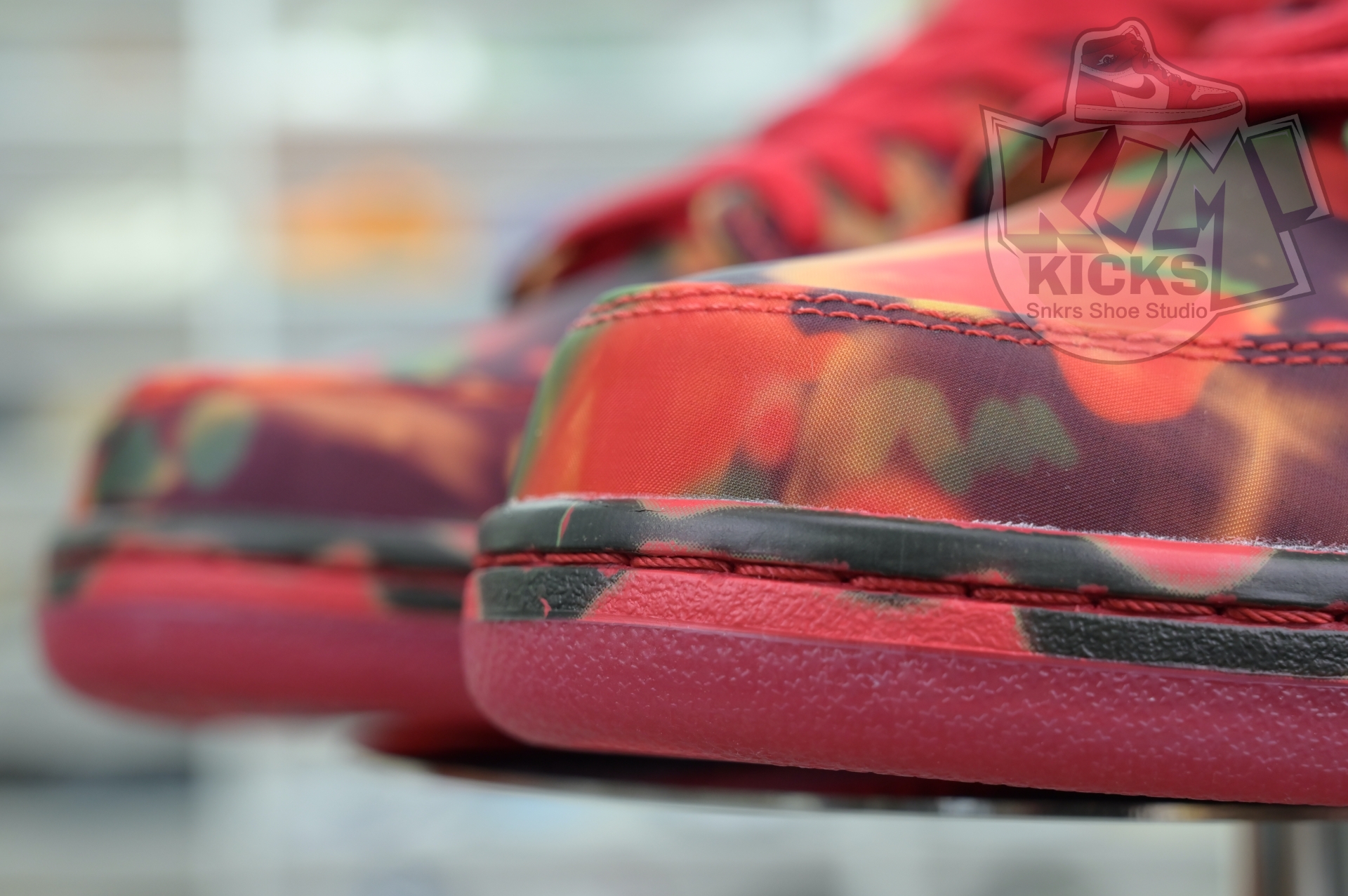 Kimi kick The Wizard of Oz x Nike SBDunk Low“Ruby Slipper”