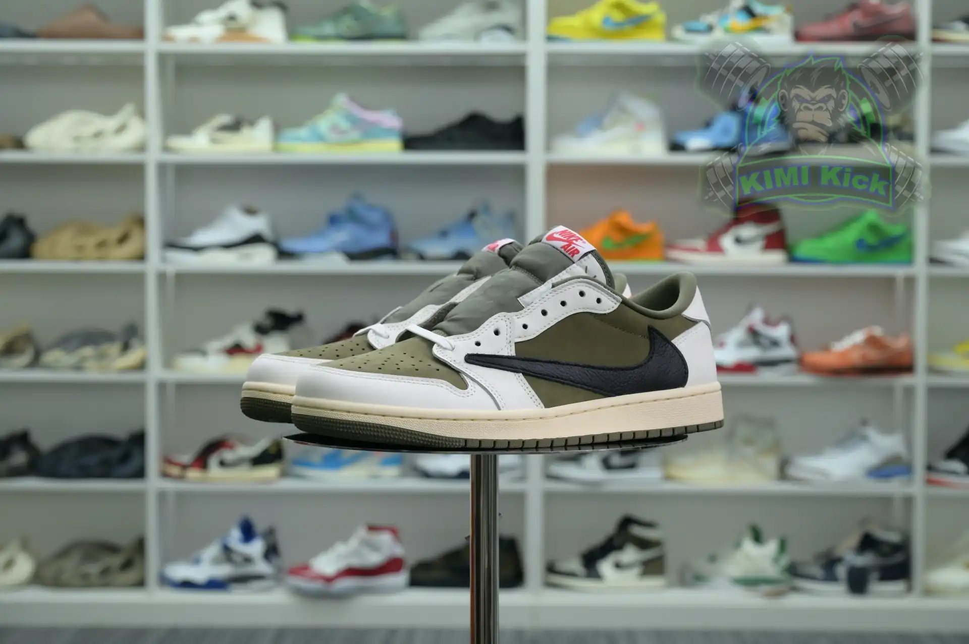 Rep Kimi kick Travis Scottx Jordan Air Jordan 1Low OG “Medium Olive”