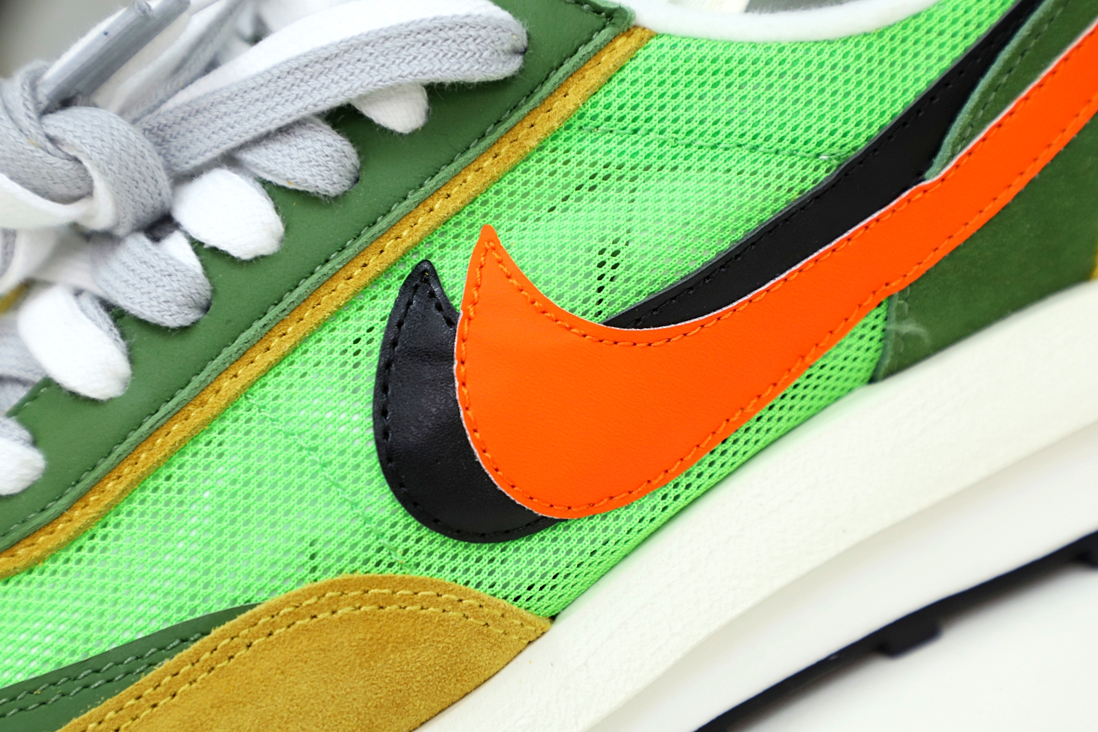 Kimi kick SACAI X LDWAFFLE 'GREEN GUSTO'