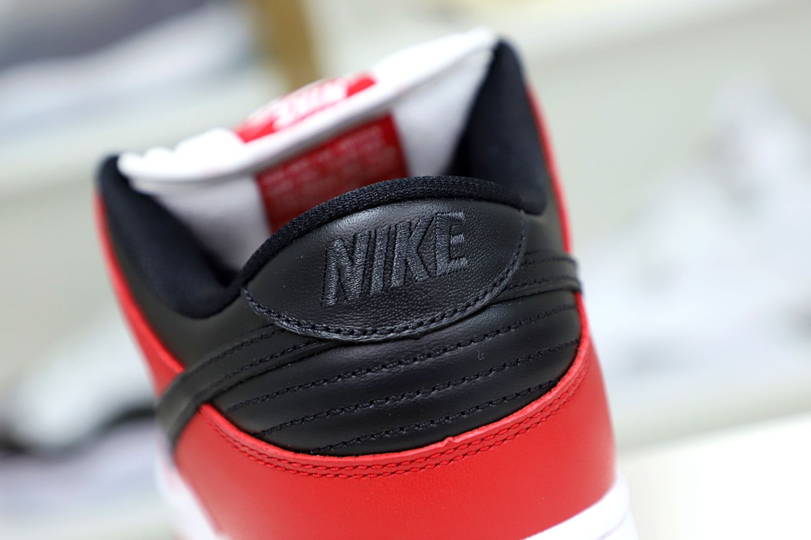 Kimi kick NIKE SB DUNK LOW “CHICAGO”