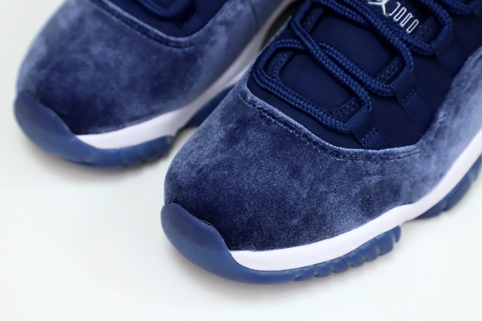 Kimi kick AIR JORDAN 11 RETRO MIDNIGHT NAVY