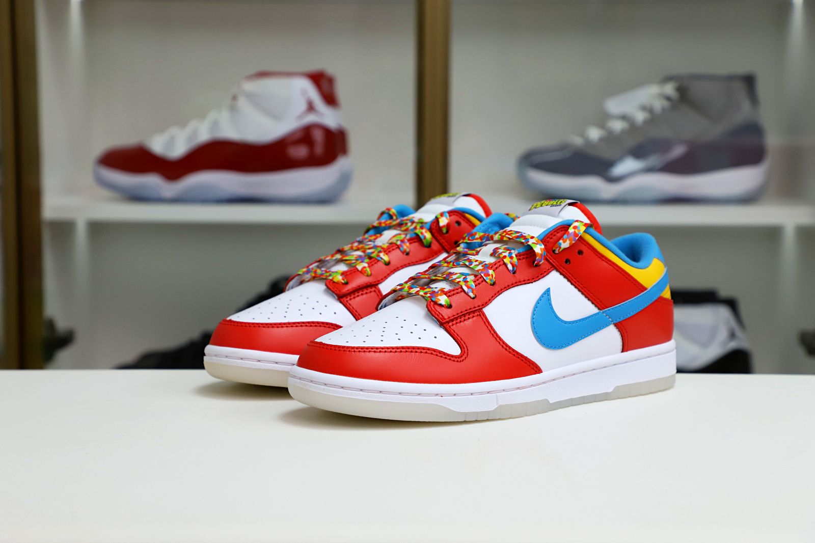 Kimi kick NIKE DUNK QS 'FRUITY PEBBLES'