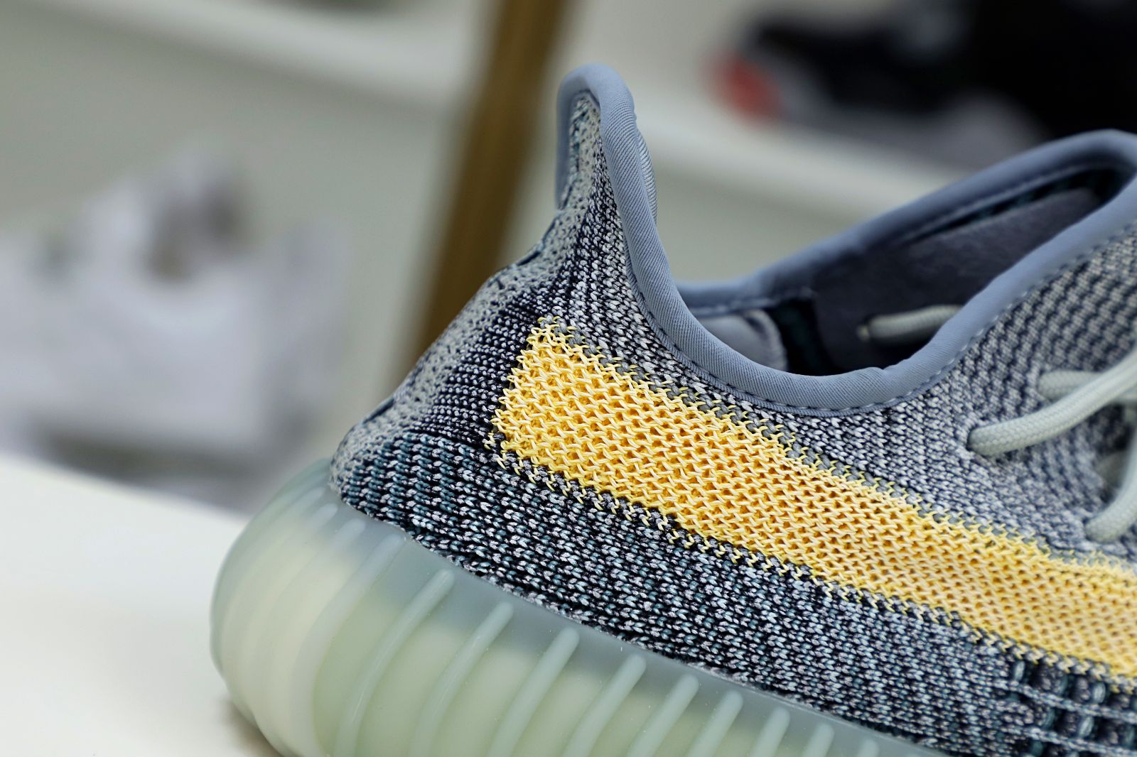 Kimi kick YEEZY BOOST 350 V2 'ASH BLUE