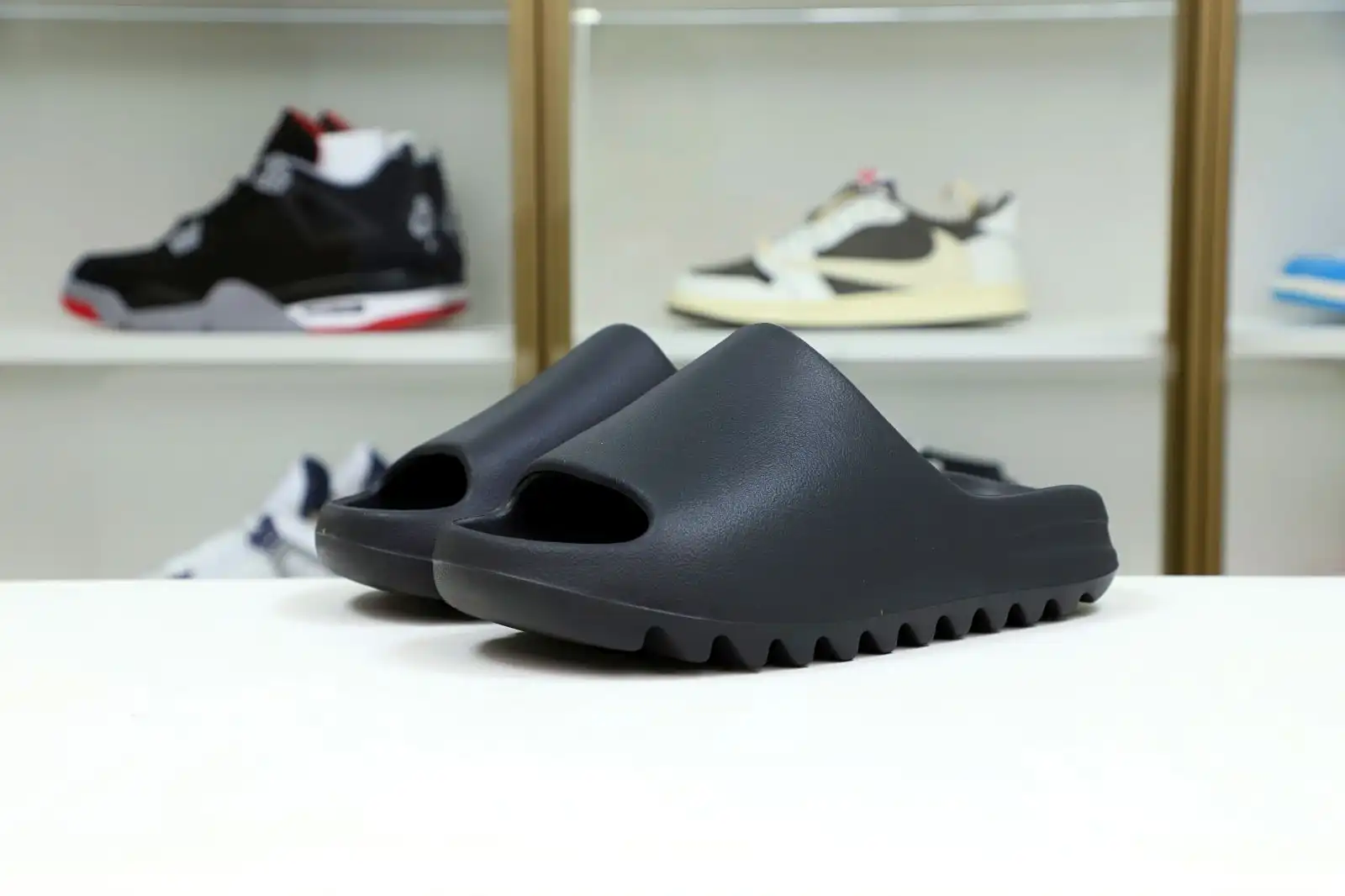 Kimikick YEEZY SLIDE ONYX