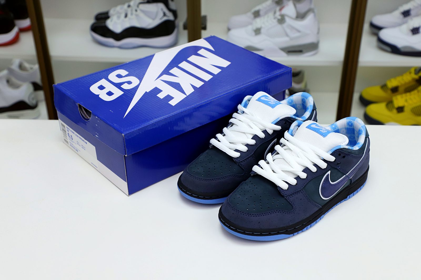 Kimi kick Concepts x Dunk Low Blue Lobster