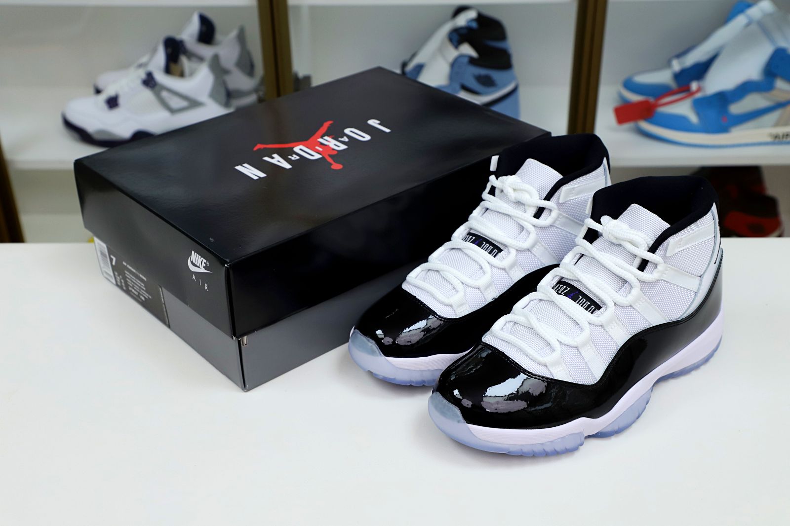 Kimi kick AIR JORDAN 11 RETRO 'CONCORD' 2018