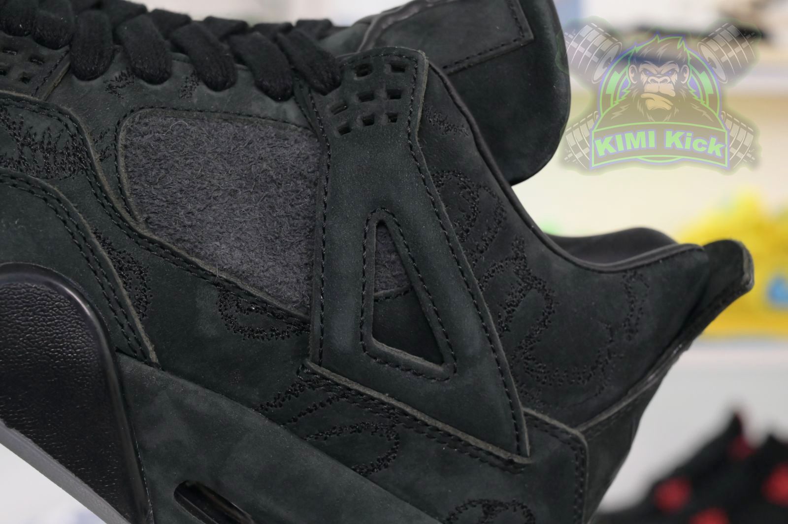 Kimi kick Jordan Air Jordan 4 kaws black