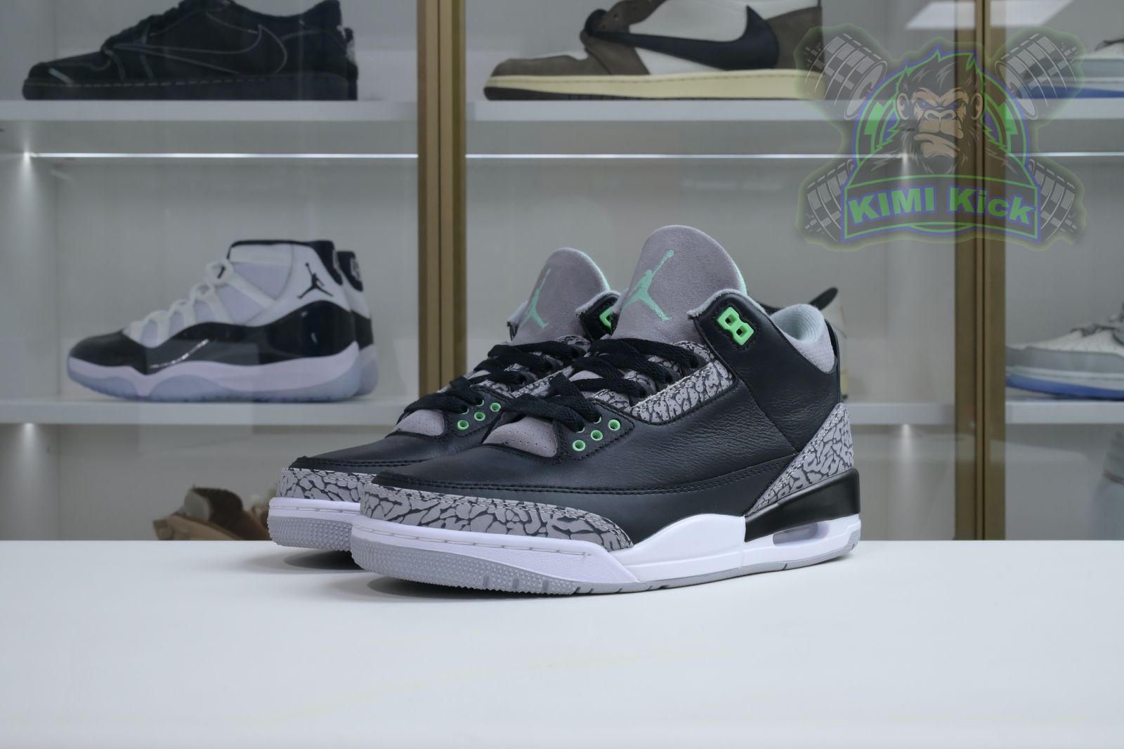 Kimi kick Air Jordan 3 Green Glow