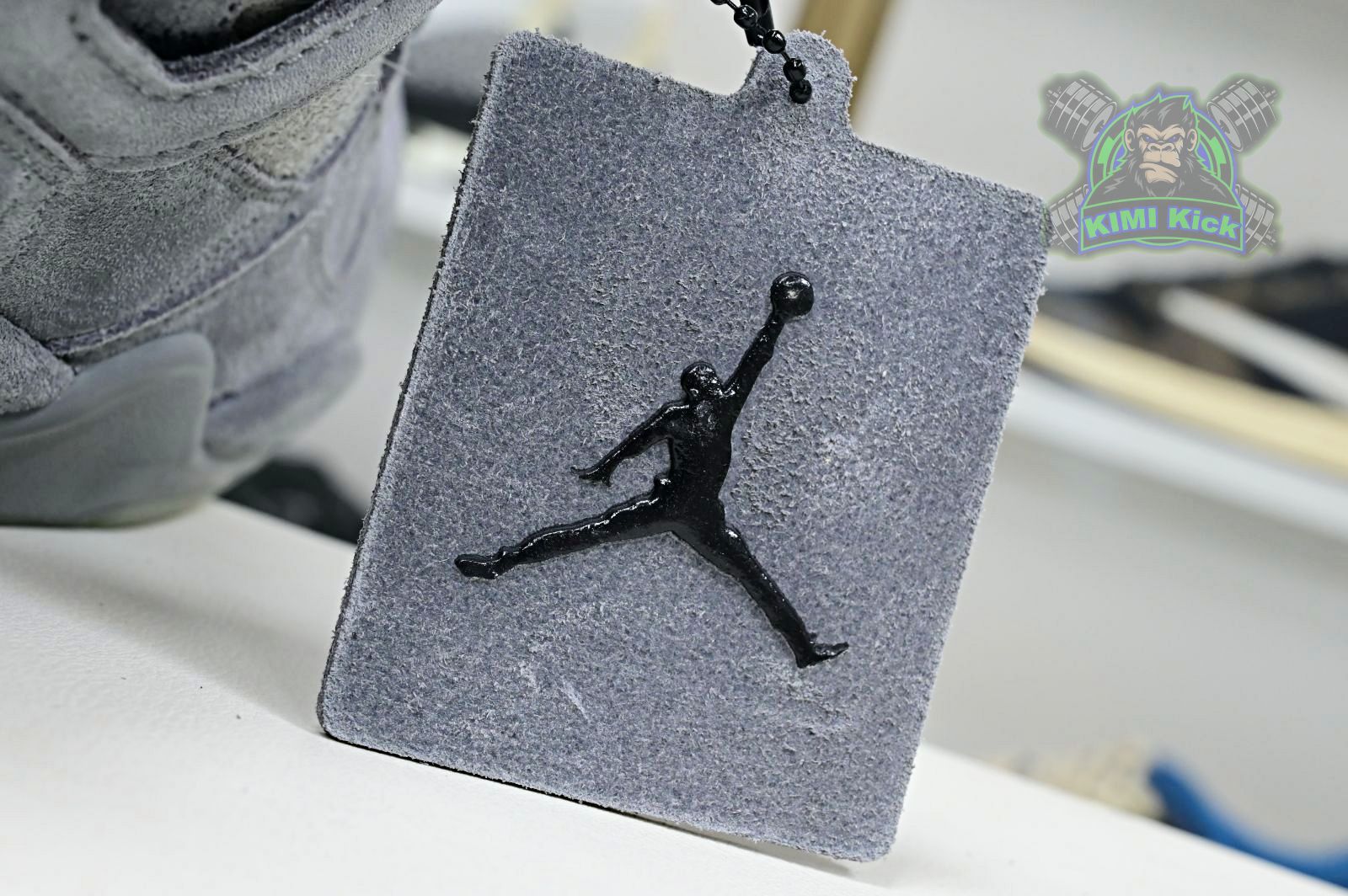 Kimi kick Jordan Air Jordan 4 retro kaws