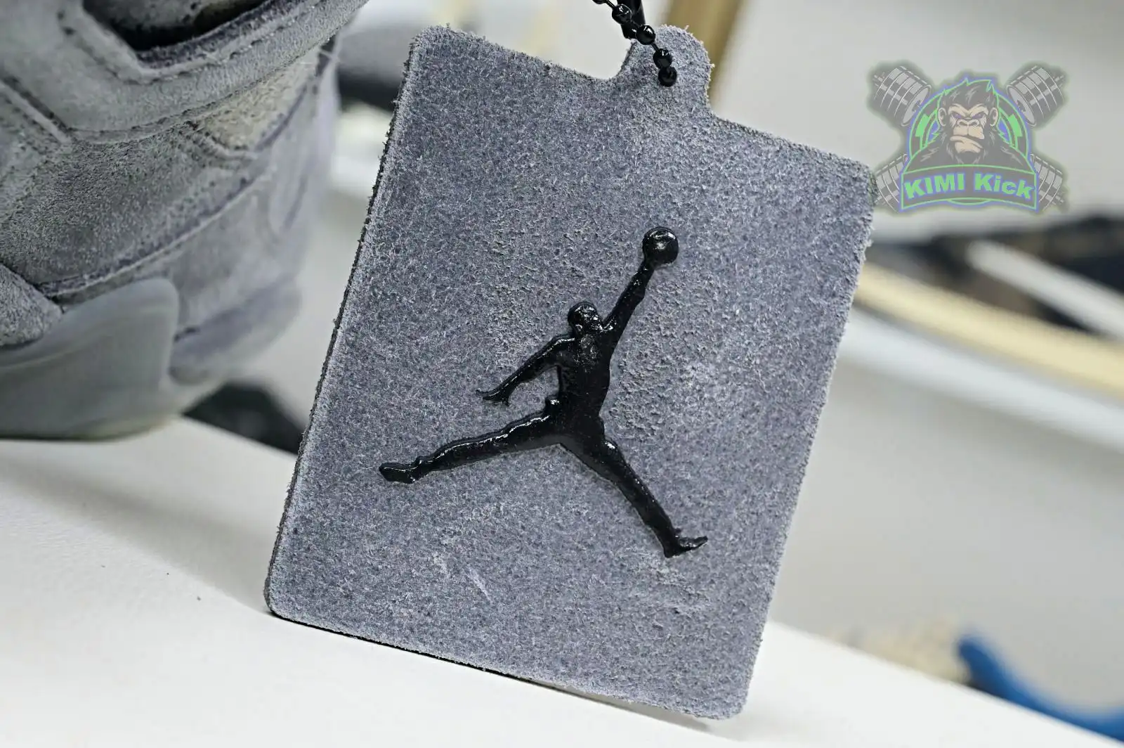 Reps Kimi kick Jordan Air Jordan 4 retro kaws