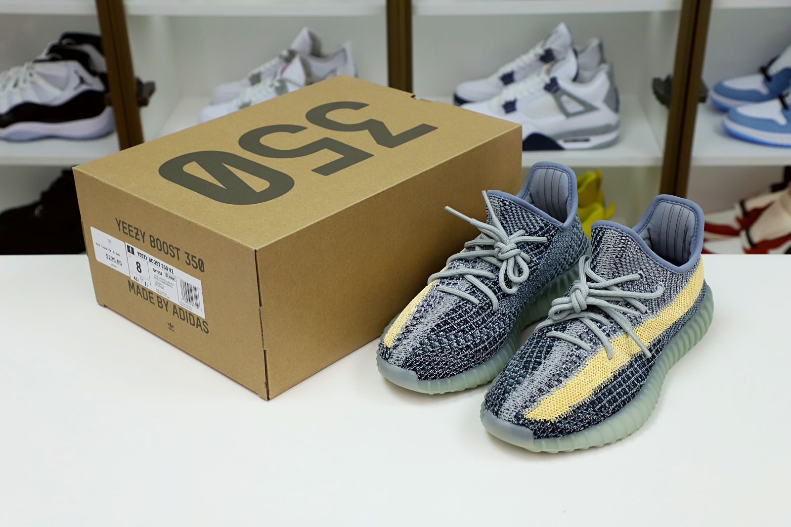 Kimi kick YEEZY BOOST 350 V2 'ASH BLUE