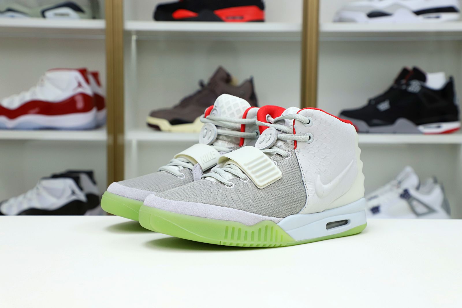 Kimi kick Nike Air Yeezy 2 nrg kanye west