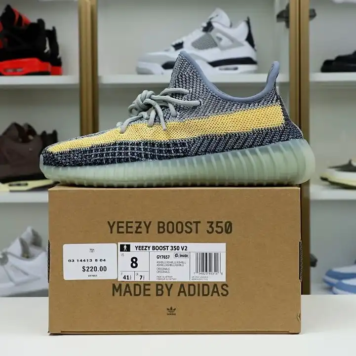 Kimikick YEEZY BOOST 350 V2 'ASH BLUE