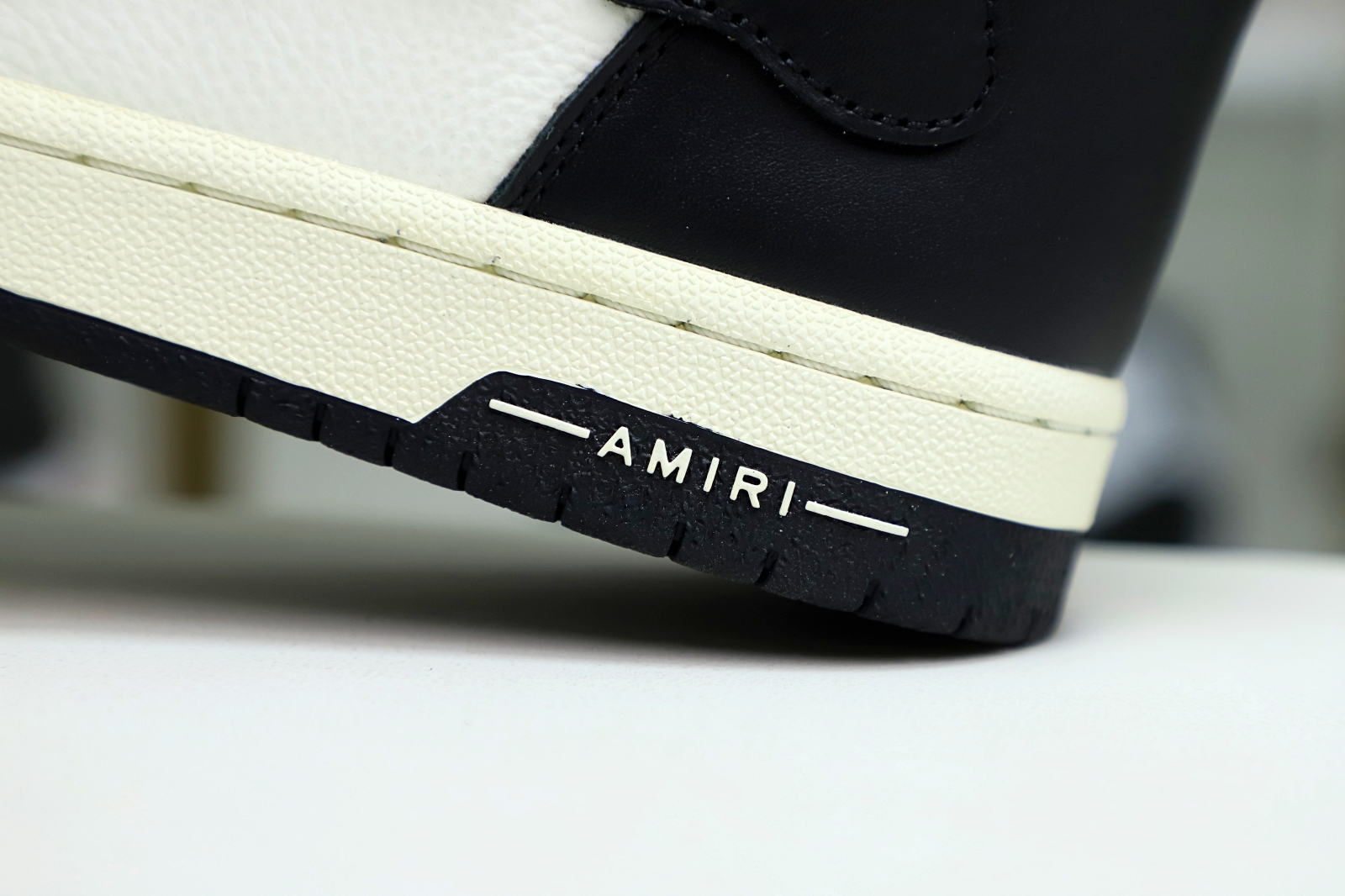 Kimi kick AMIRI LEATHER SKEL High