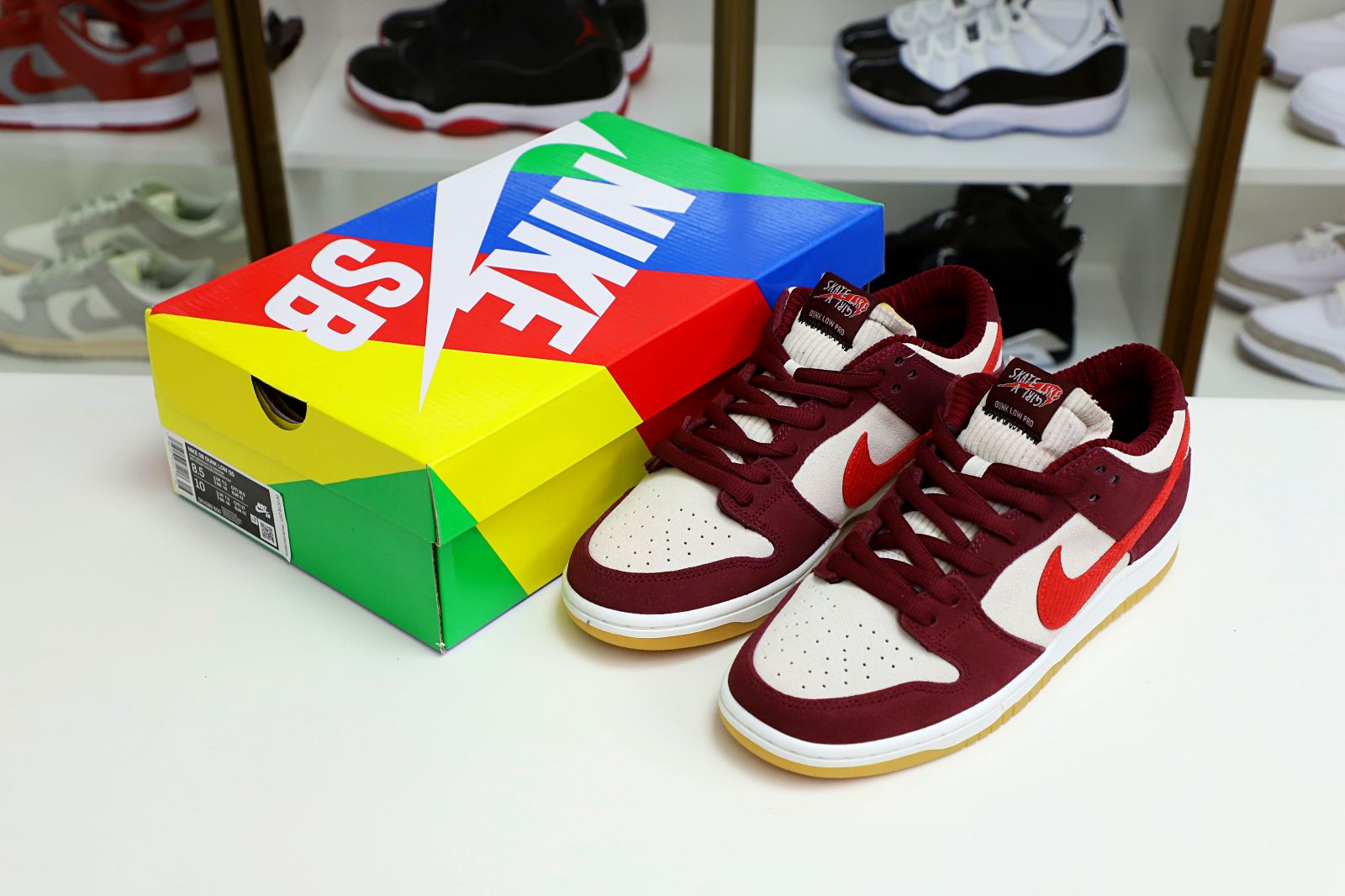 Kimi kick Nike Dunk SB Low Skate Like a Girl