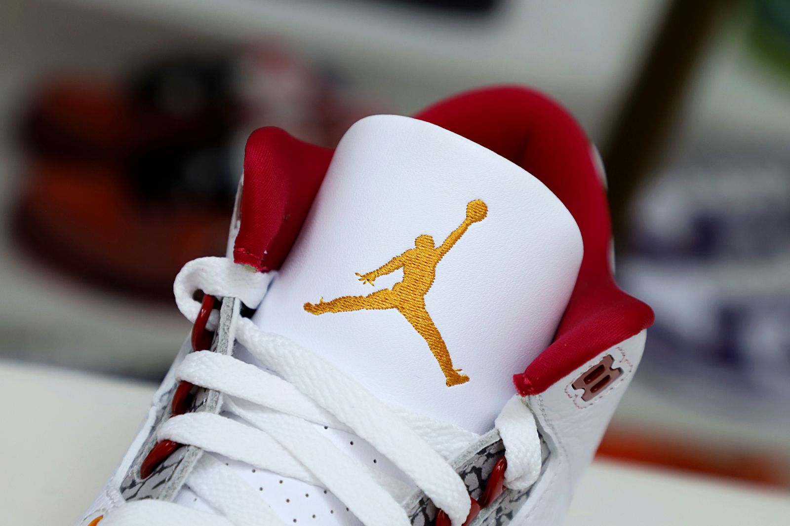 Kimi kick Air Jordan 3 Retro  Cardinal Red(CT8532-126）