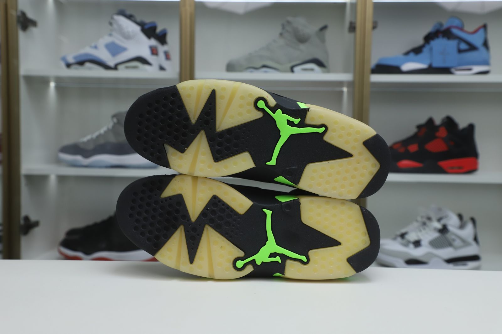 Kimi kick AIR JORDAN 6 RETRO 'ELECTRIC GREEN'