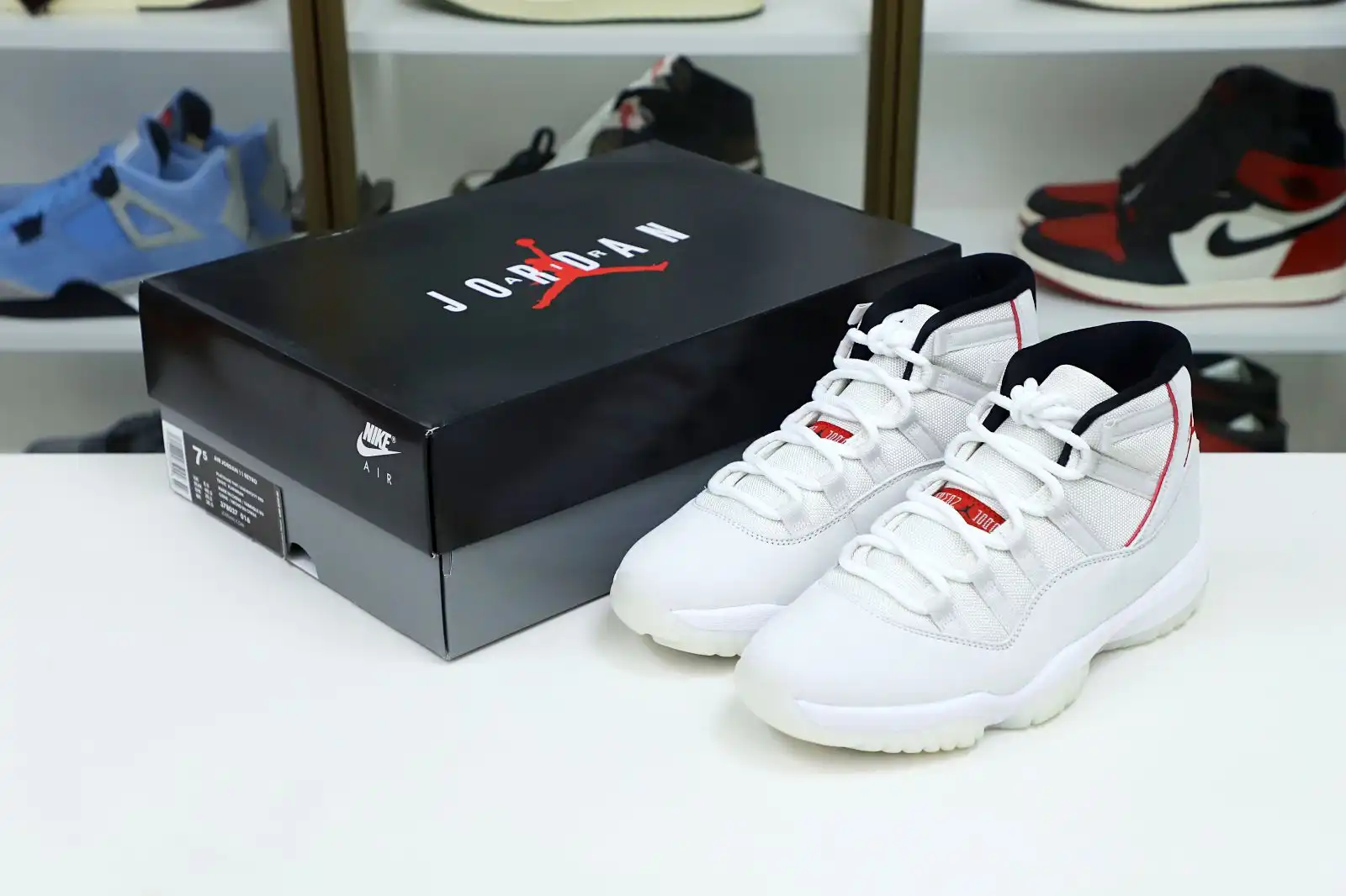 Kimikick AIR JORDAN 11 XI RETRO PLATINUM TINT