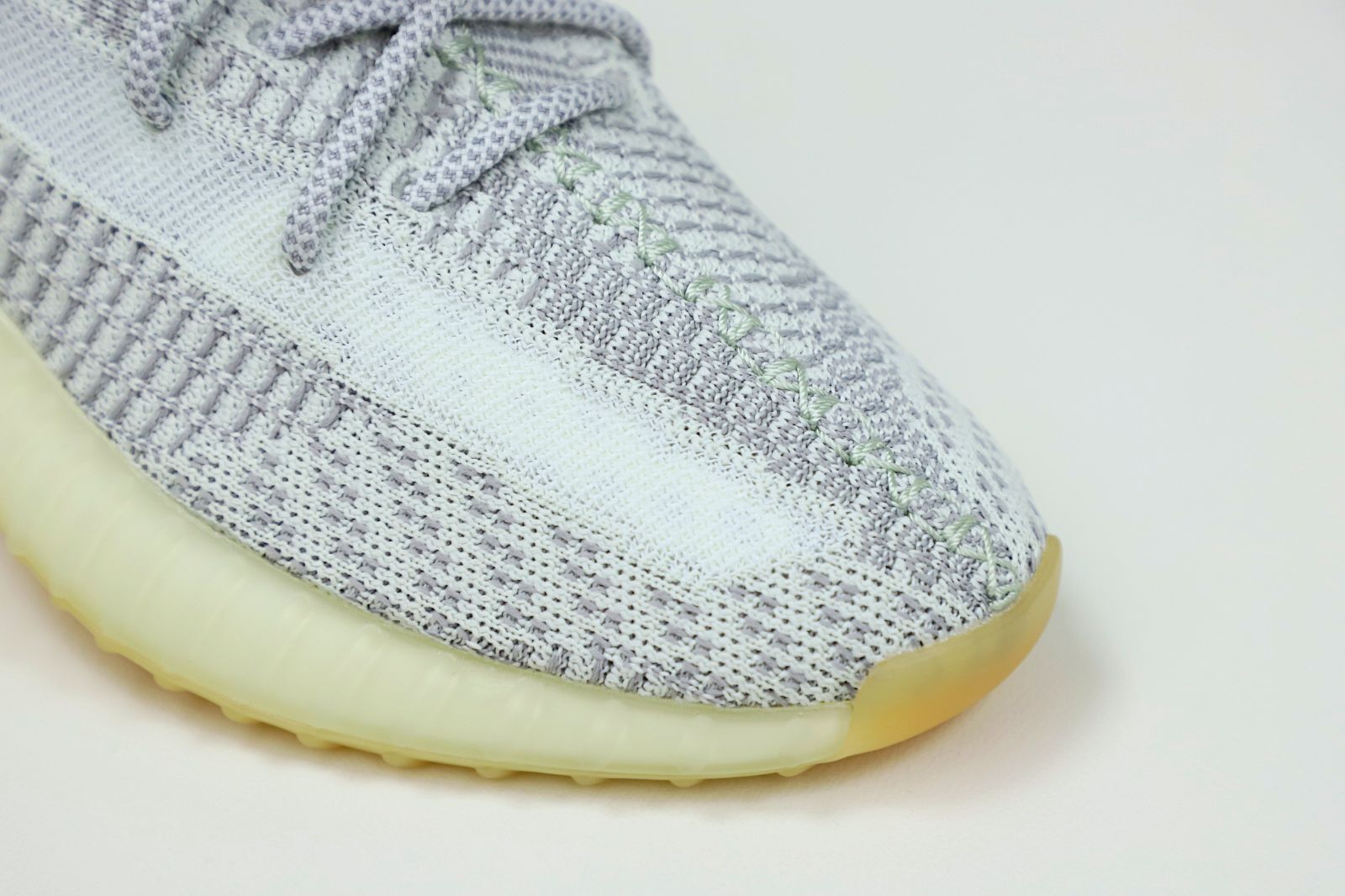 Kimi kick YEEZY BOOST 350 V2 'YESHAYA NON-REFLECTIVE'