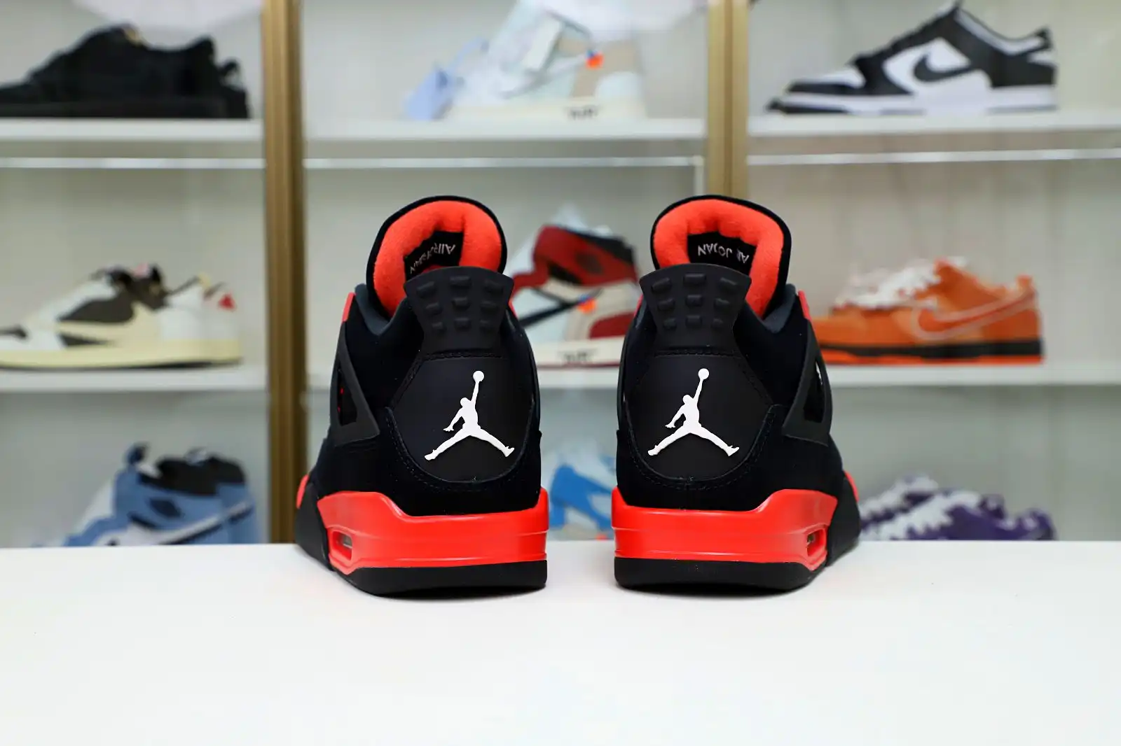 Cheap Kimikick AIR JORDAN 4 RETRO 'RED THUNDER'