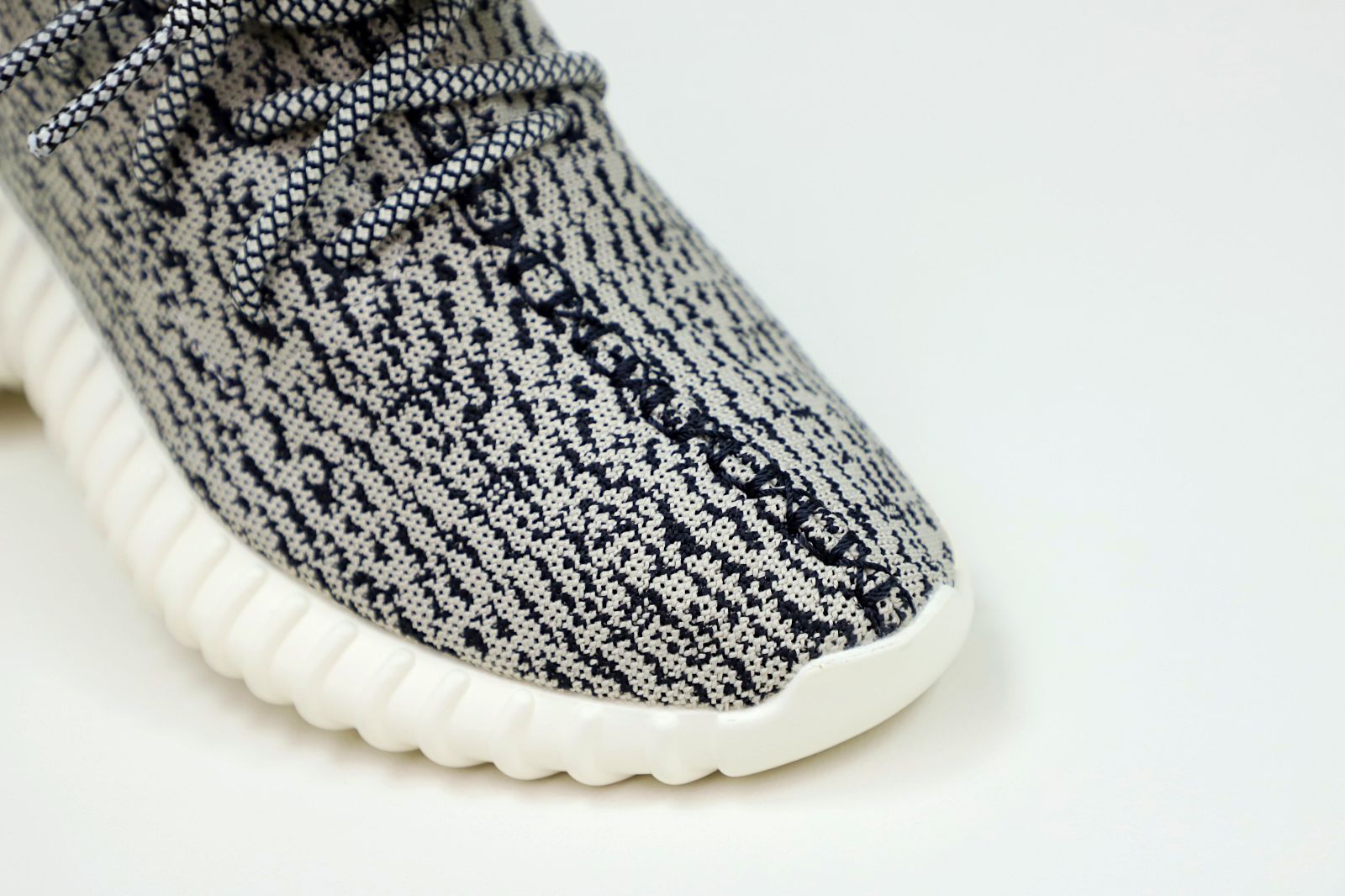 Kimi kick Yeezy boost 350 turtle dove