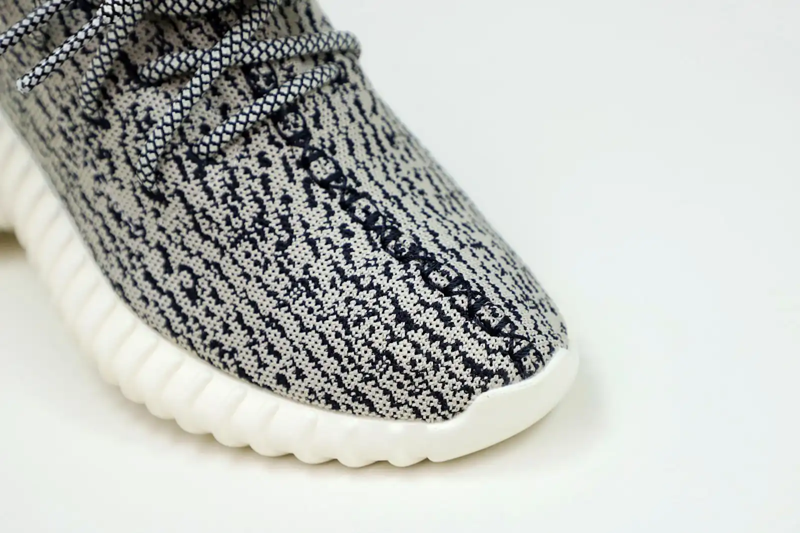 Kimikick Yeezy boost 350 turtle dove