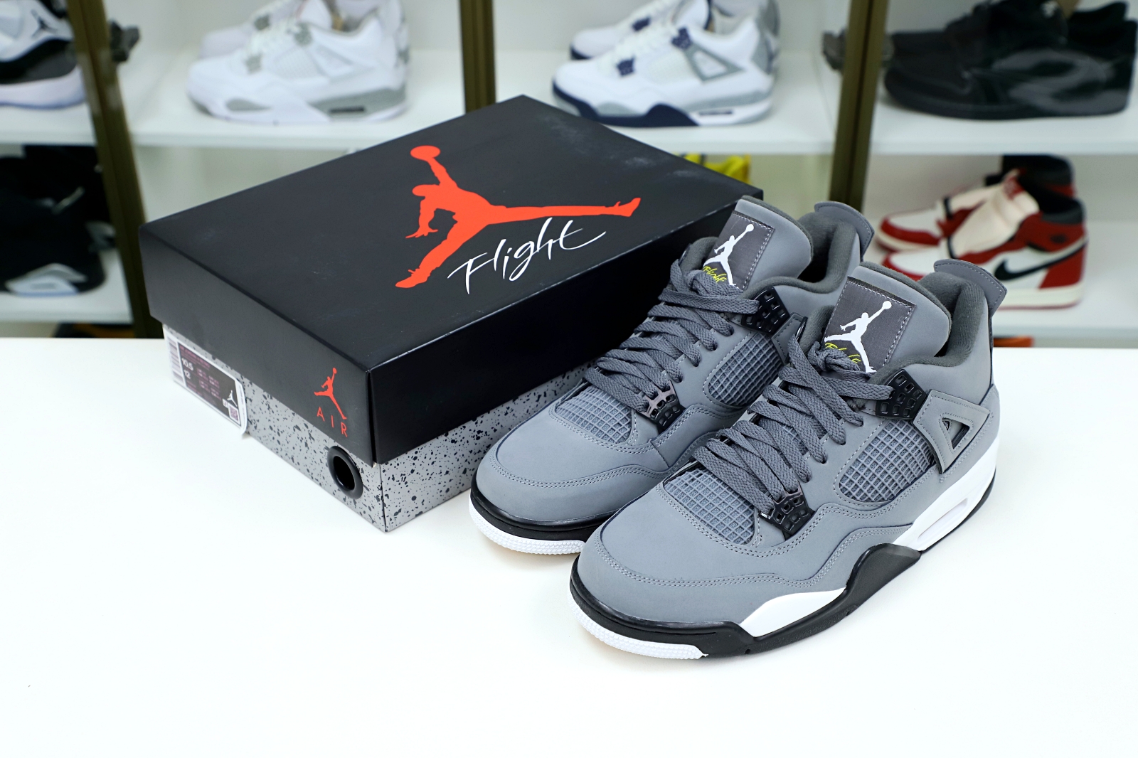 Kimi kick AIR JORDAN 4 RETRO 'COOL GREY' 2019