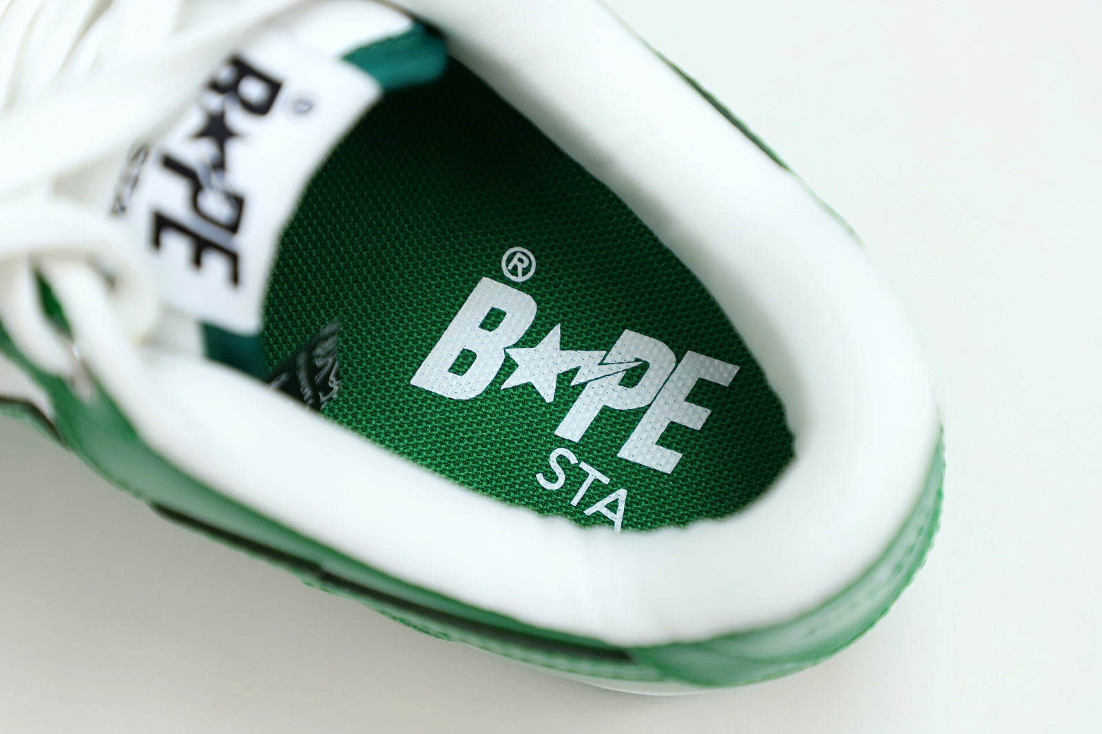 Kimi kick BAPE BAPESTA 'GREEN'