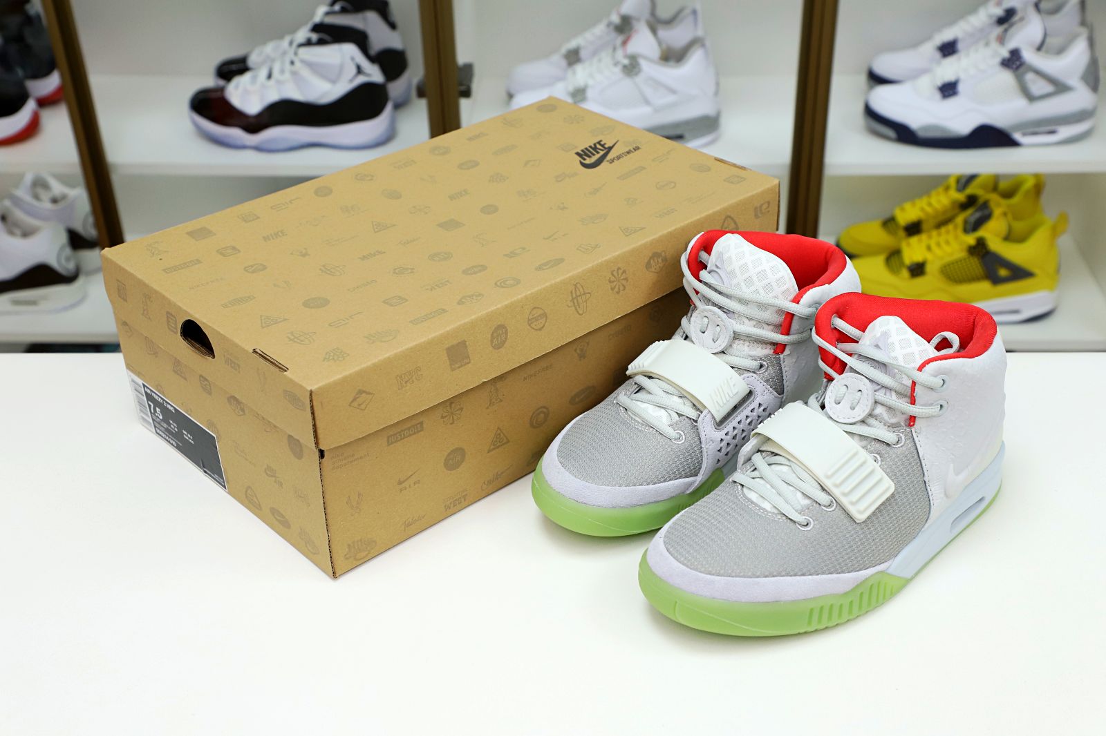 Kimi kick Nike Air Yeezy 2 nrg kanye west