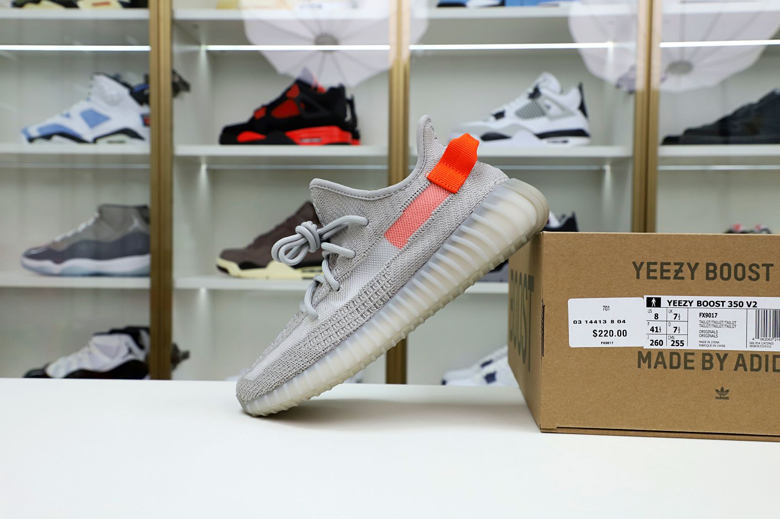 Kimi kick Yeezy Boost 350 V2 “Tail