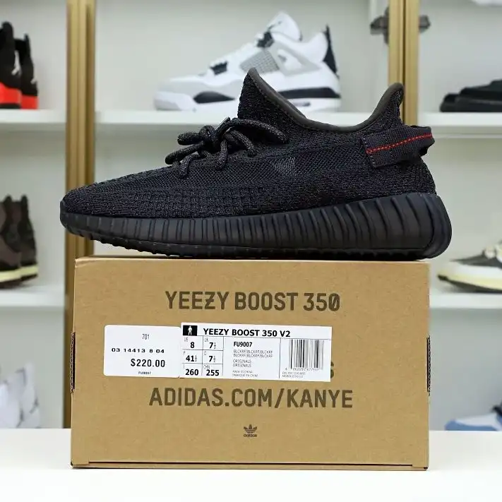 Kimi kick YEEZY BOOST 350 V2 'BLACK REFLECTIVE'