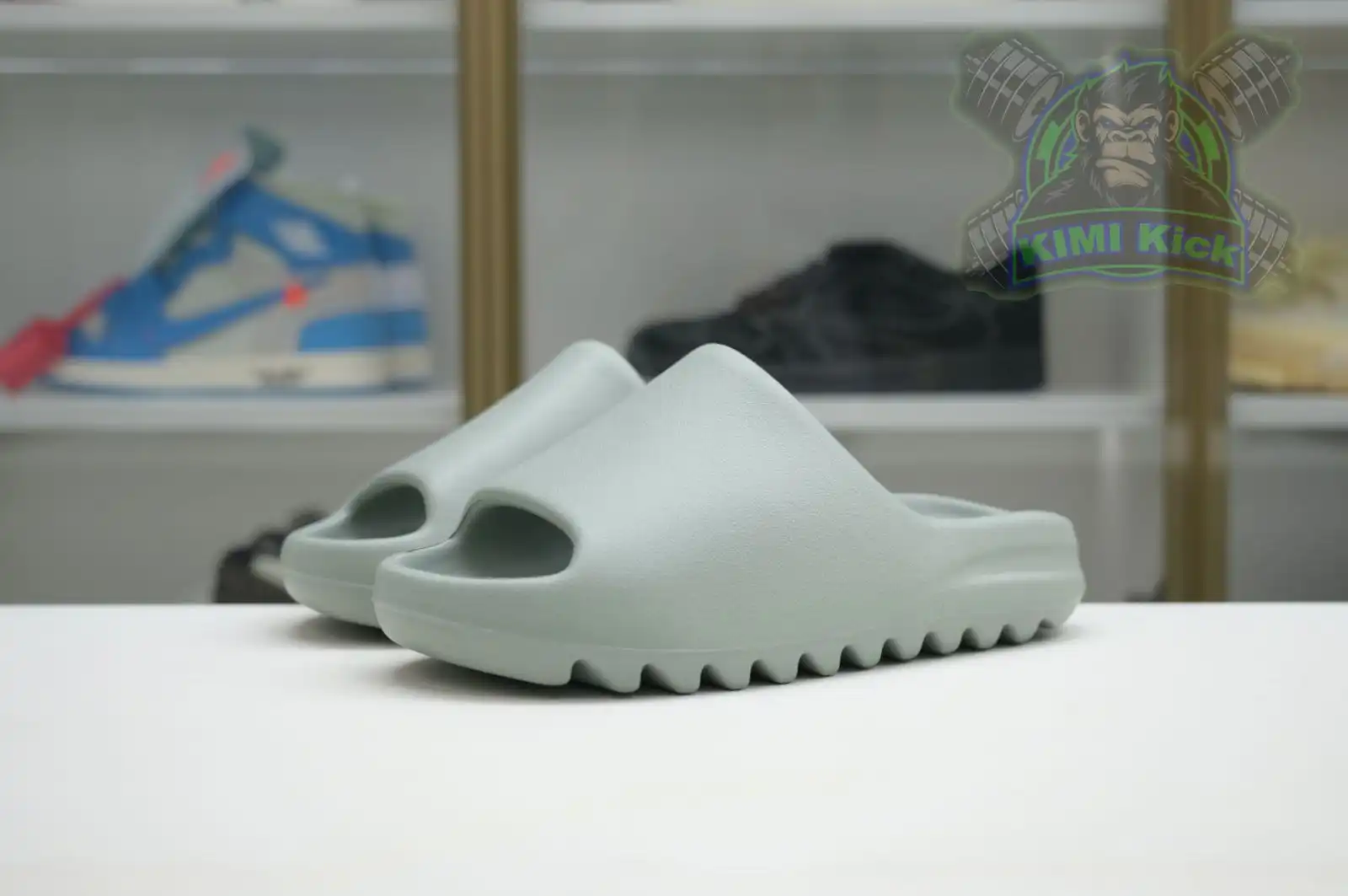 Kimikick adidas originals Yeezy Slide Salt