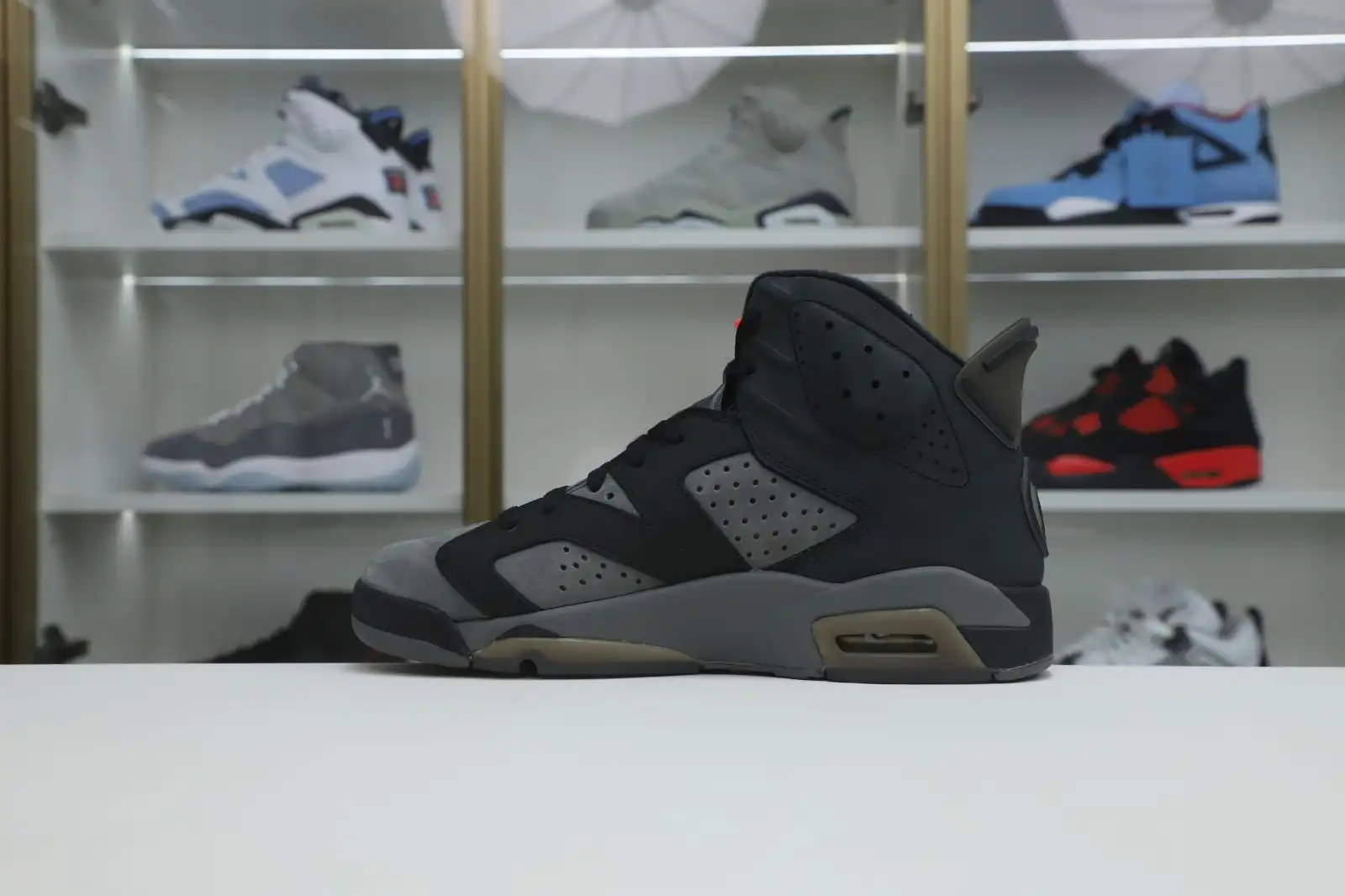 Cheap Kimikick PARIS SAINT-GERMAIN X AIR JORDAN 6 RETRO 'IRON GREY'