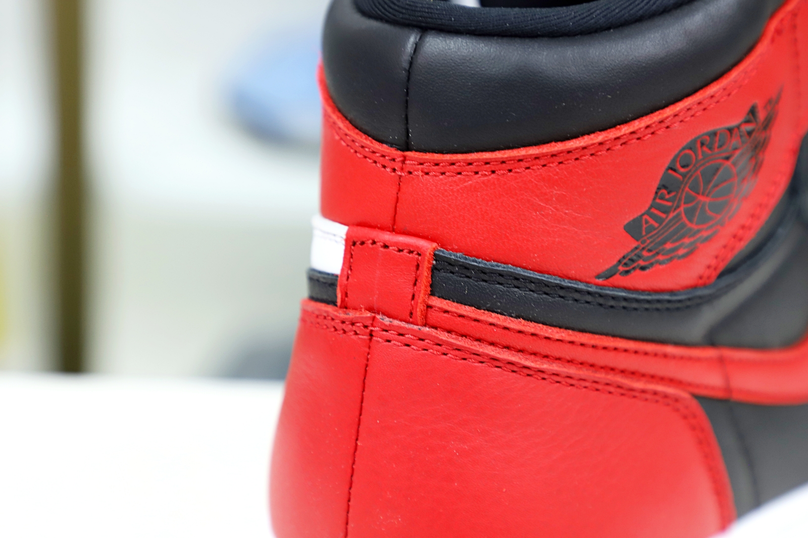 Kimi kick AIR JORDAN 1 RETRO HIGH OG NRG 'HOMAGE TO HOME' CHICAGO EXCLUSIVE