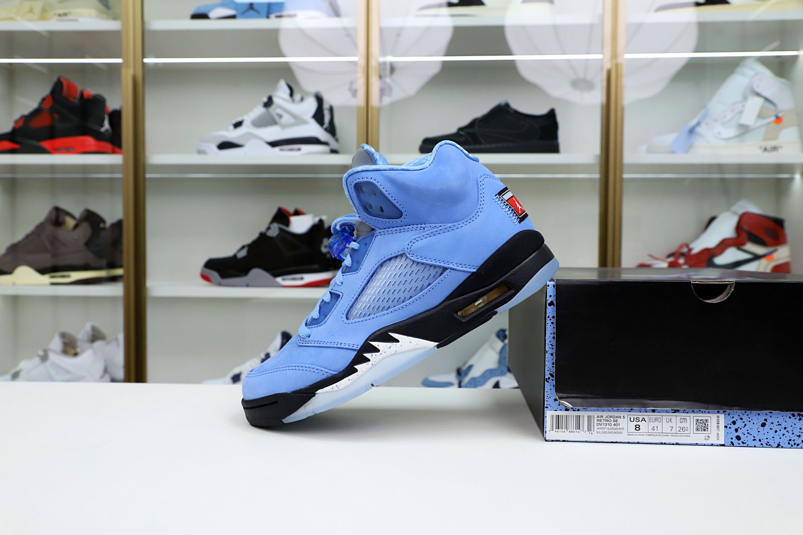 Kimi kick AIR JORDAN 5 RETRO SE DV1310 401 UNIVERSITY BLUE BLACK-WHITE BLEU