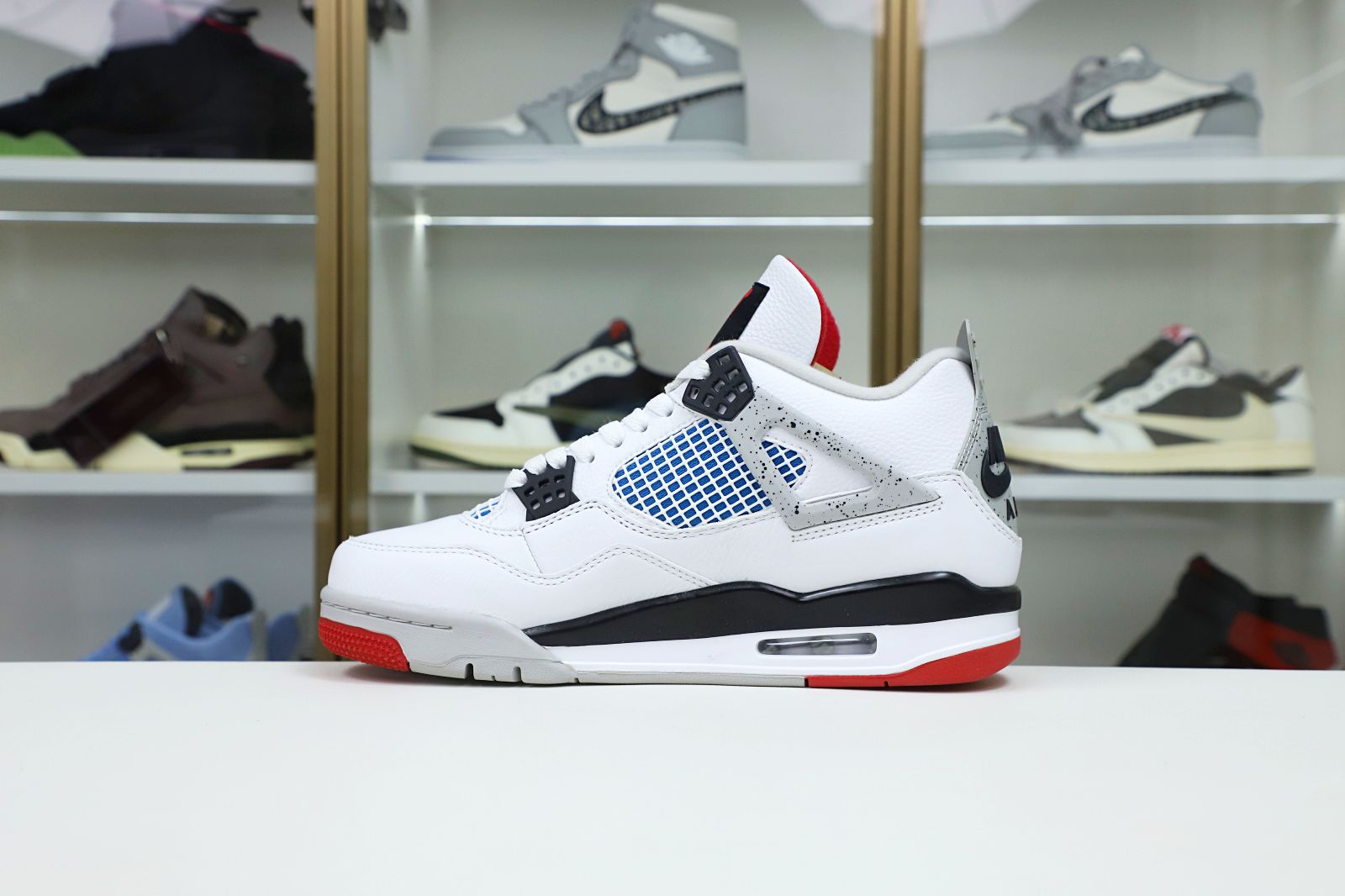 Kimi kick Jordan Air Jordan4 retro se what the4