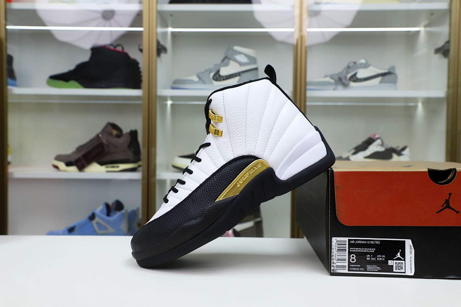 Kimi kick AIR JORDAN 12 RETRO 'ROYALTY'