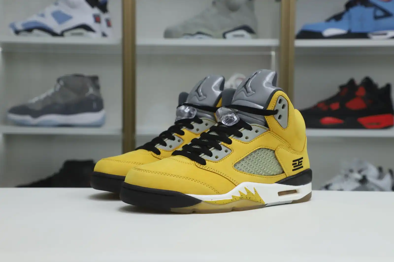 Reps Kimikick AIR JORDAN 5 RETRO TOKYO T23 454783-701