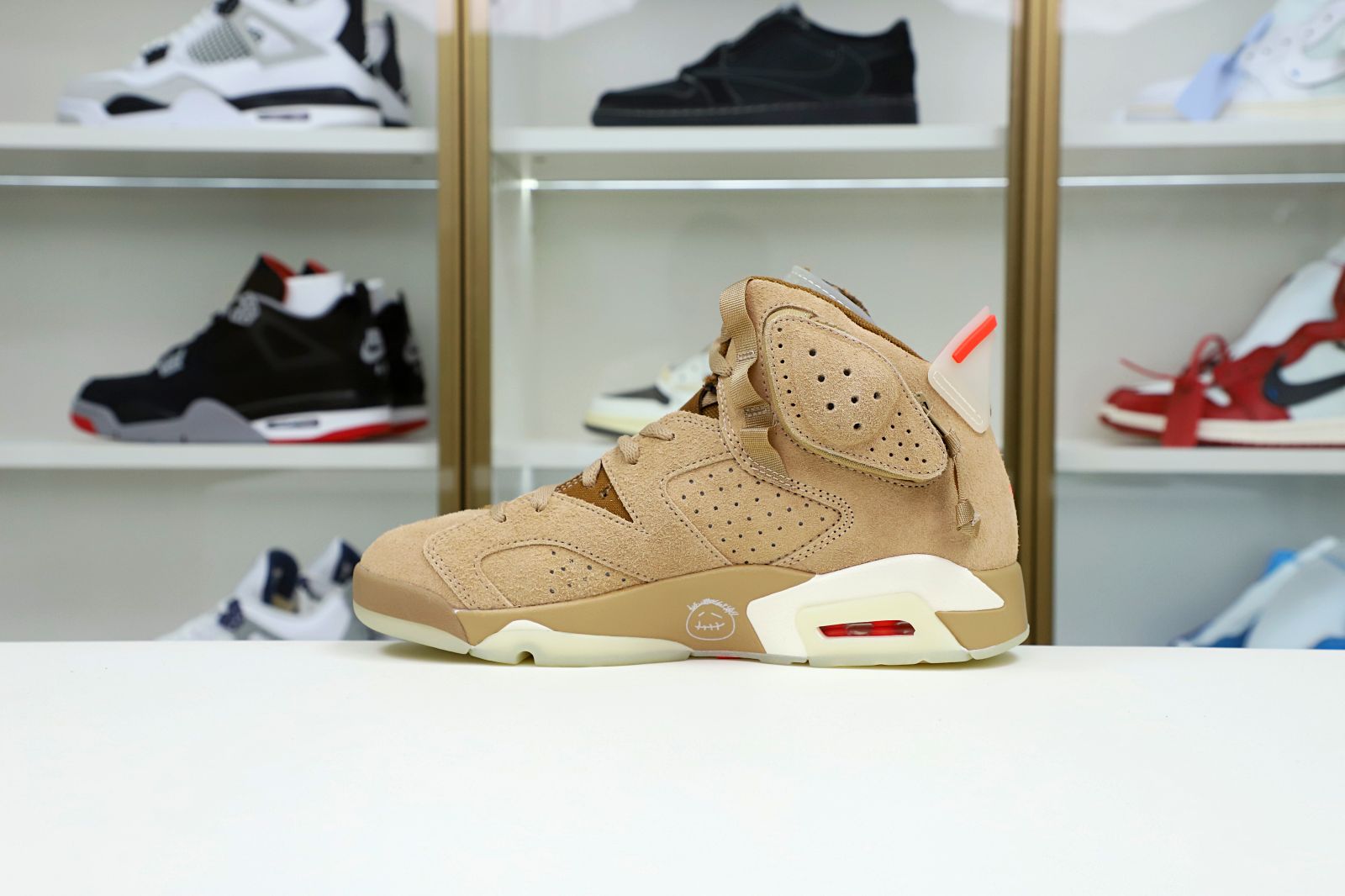 Kimi kick Travis Scott x Air Jordan 6 Retro SP 