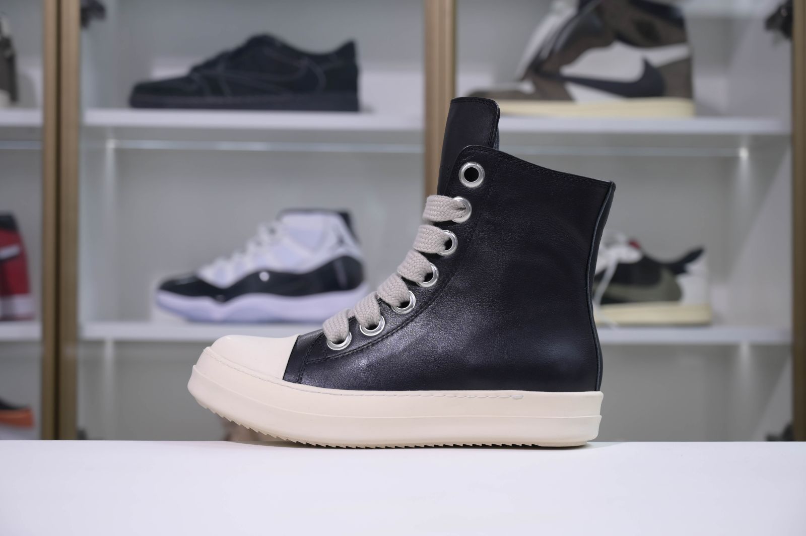 Kimi kick RICK OWENS RO