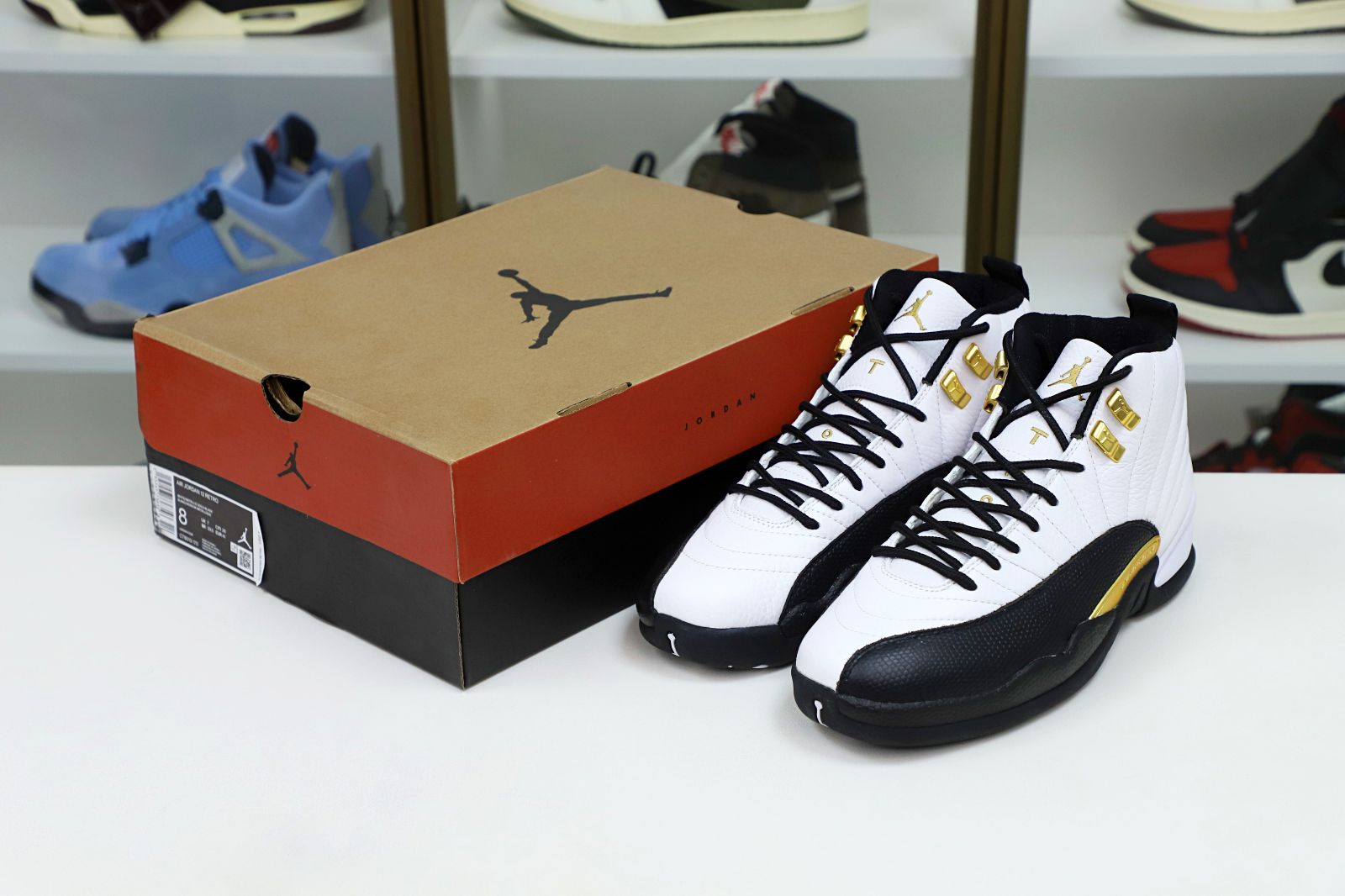 Kimi kick AIR JORDAN 12 RETRO 'ROYALTY'