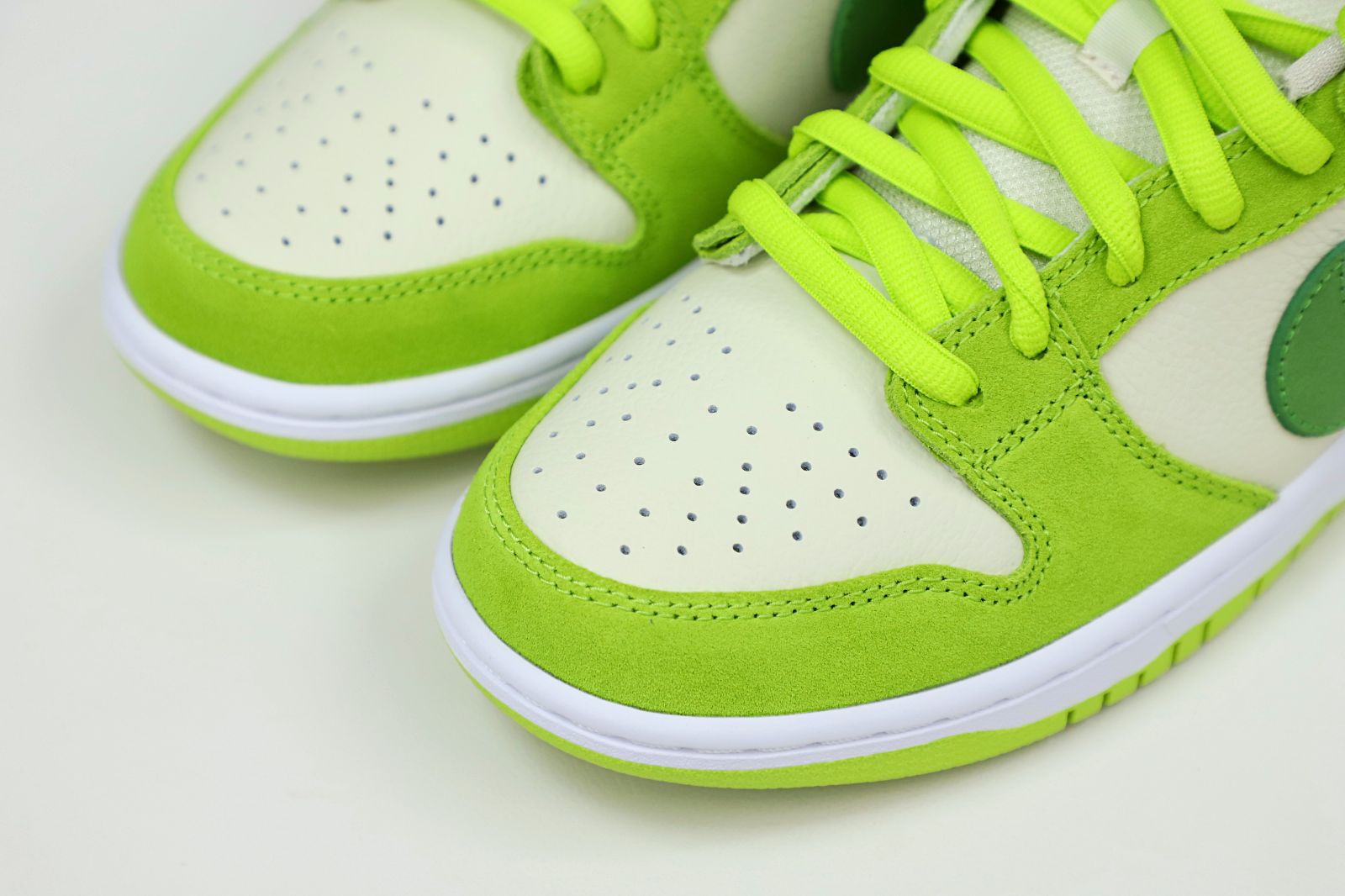 Kimi kick NIKE SB DUNK LOW GREEN APPLE 2022