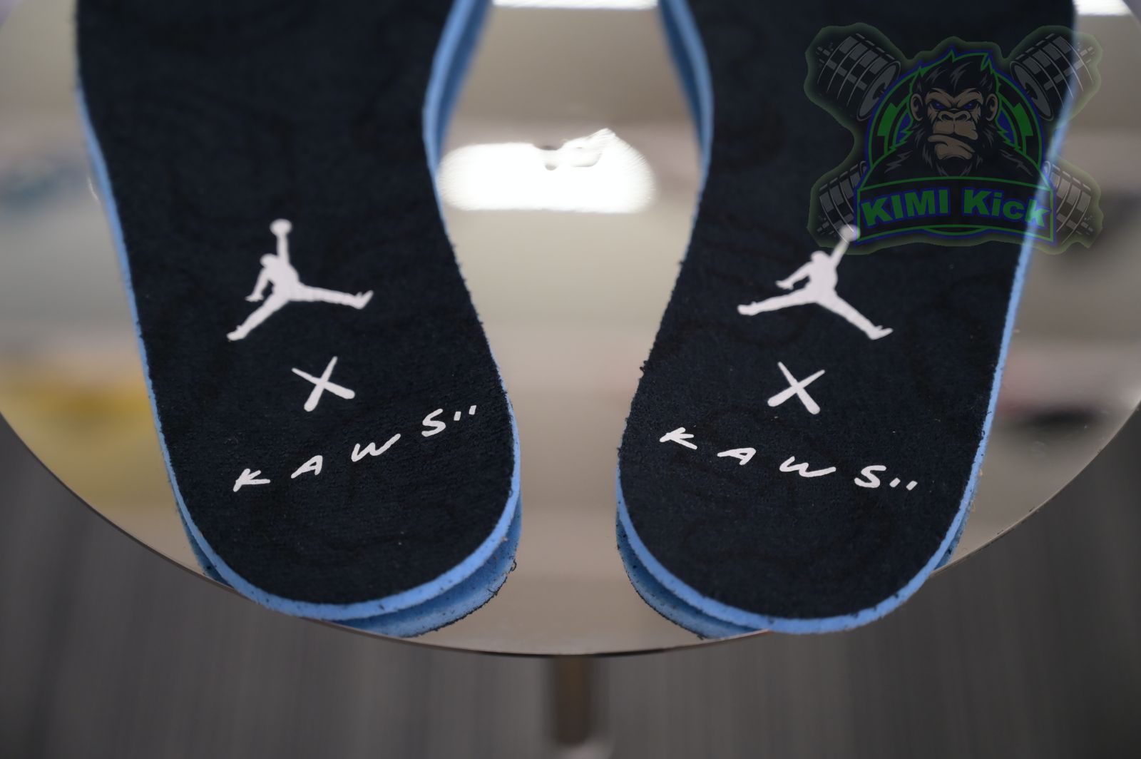 Kimi kick Jordan Air Jordan 4 kaws black