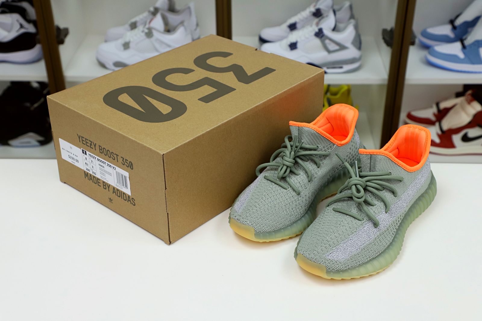 Kimi kick YEEZY BOOST 350 V2 'DESERT SAGE'