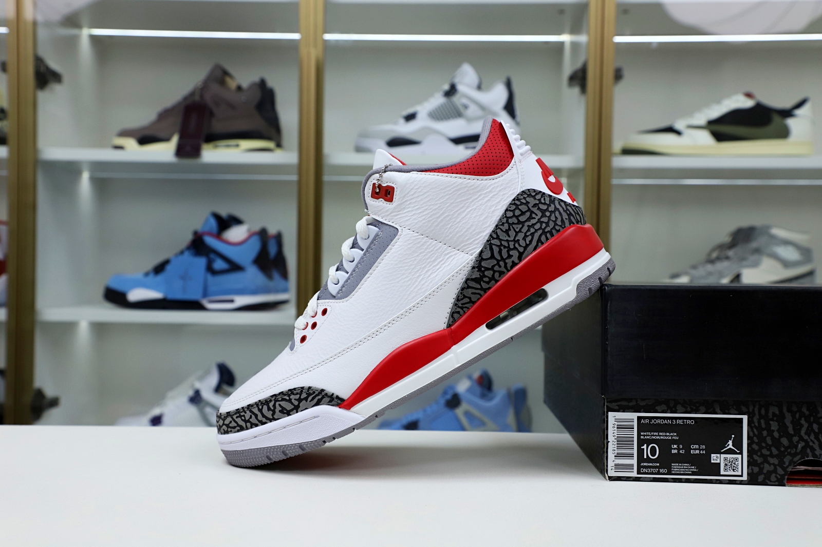 Kimi kick AIR JORDAN 3RETRO